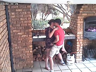 Spycam: CC TV Self Potables Catering Stiffener Couple ร่วมเพศบนระเบียงด้านหน้าของ Nature Abetting